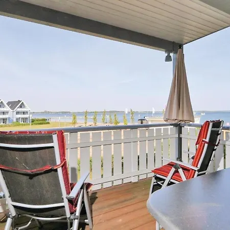 Mitteldeck 473 公寓